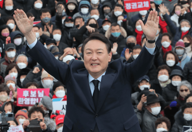 皇冠信用网出租
_立刻复职！尹锡悦收到好消息皇冠信用网出租
，关键判决过后，李在明或先被拿下？