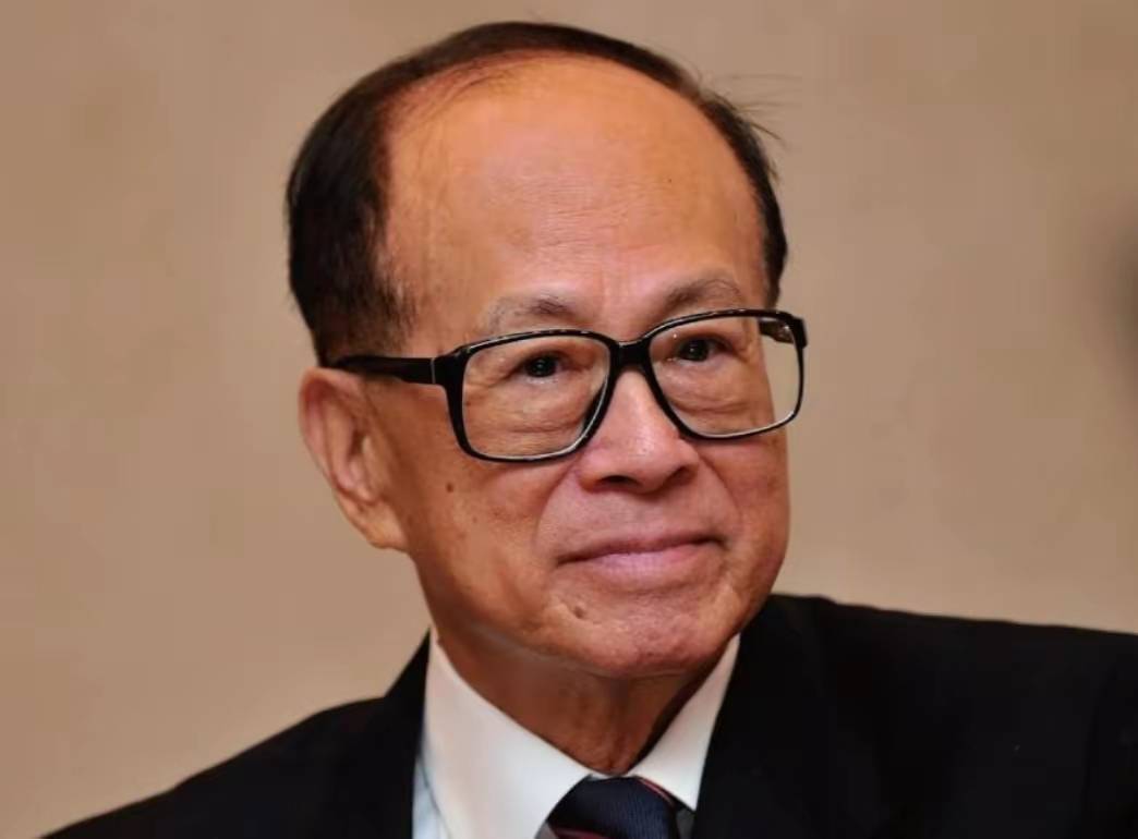 皇冠信用網登2代理
_97岁李嘉诚赌输了！香港特首发声皇冠信用網登2代理
，中国甩出王牌，新格局被打开