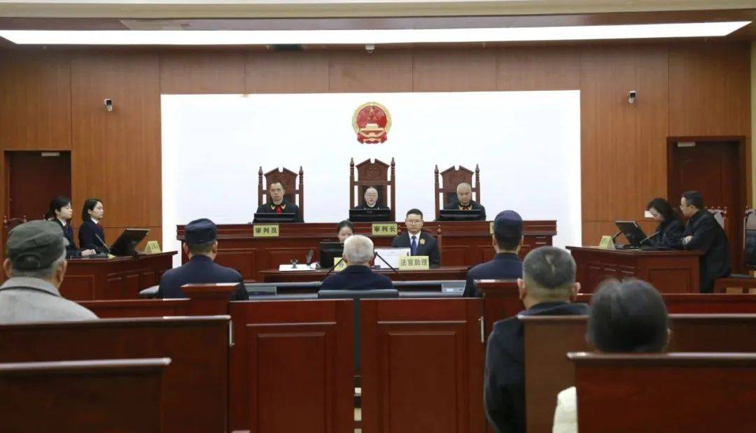 皇冠信用网在线开户
_贵州省高级人民法院原正厅长级干部唐林受贿、贪污案一审宣判