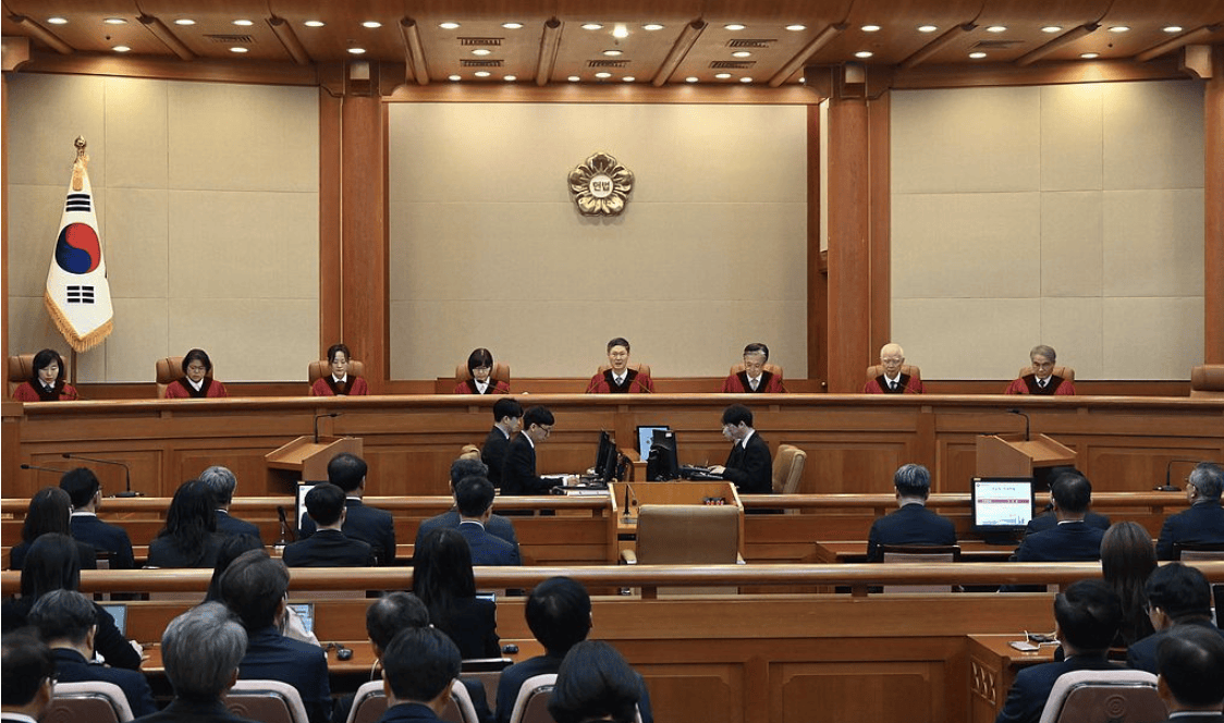 皇冠信用網会员
_最高可判无期！尹锡悦失去司法豁免权皇冠信用網会员
，其妻金建希涉及案件或同步发酵
