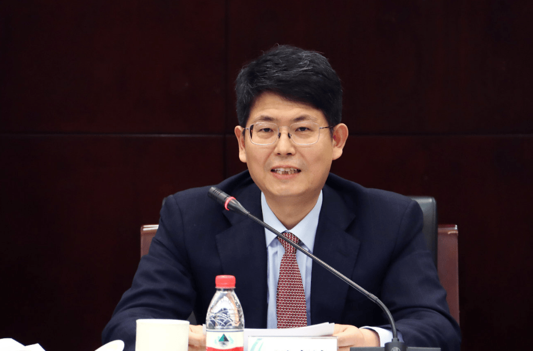 皇冠登3管理出租
_中央组织部决定皇冠登3管理出租
，冯来法履新