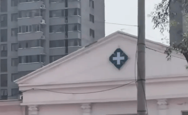 皇冠信用盘登123出租
_“谁让你改的皇冠信用盘登123出租
，你去问谁”！三河官方回应商铺招牌换色损失