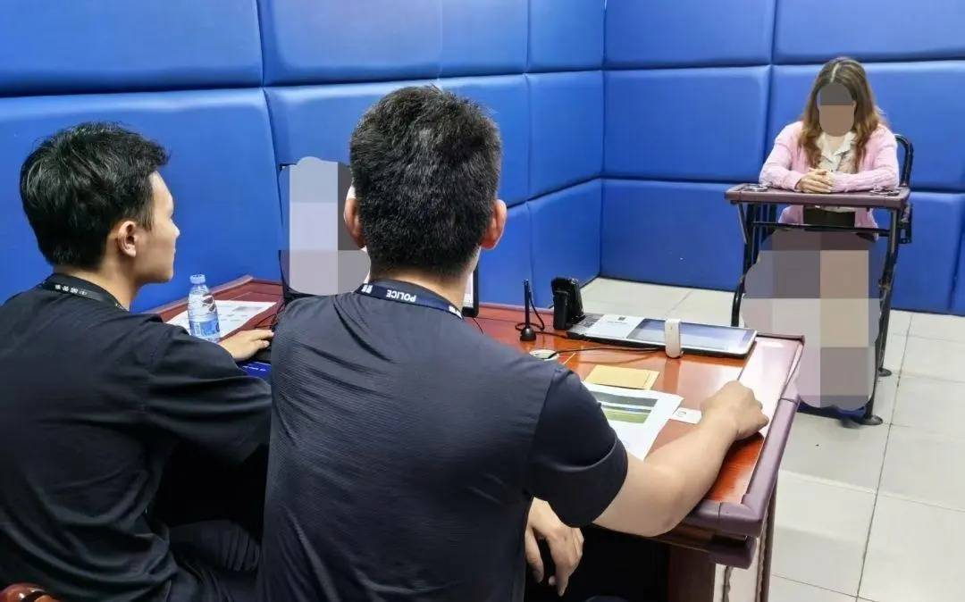 皇冠信用盘代理注册
_女子强行伸腿阻止高铁关门皇冠信用盘代理注册
，当事人在厦门被查获，已行政拘留