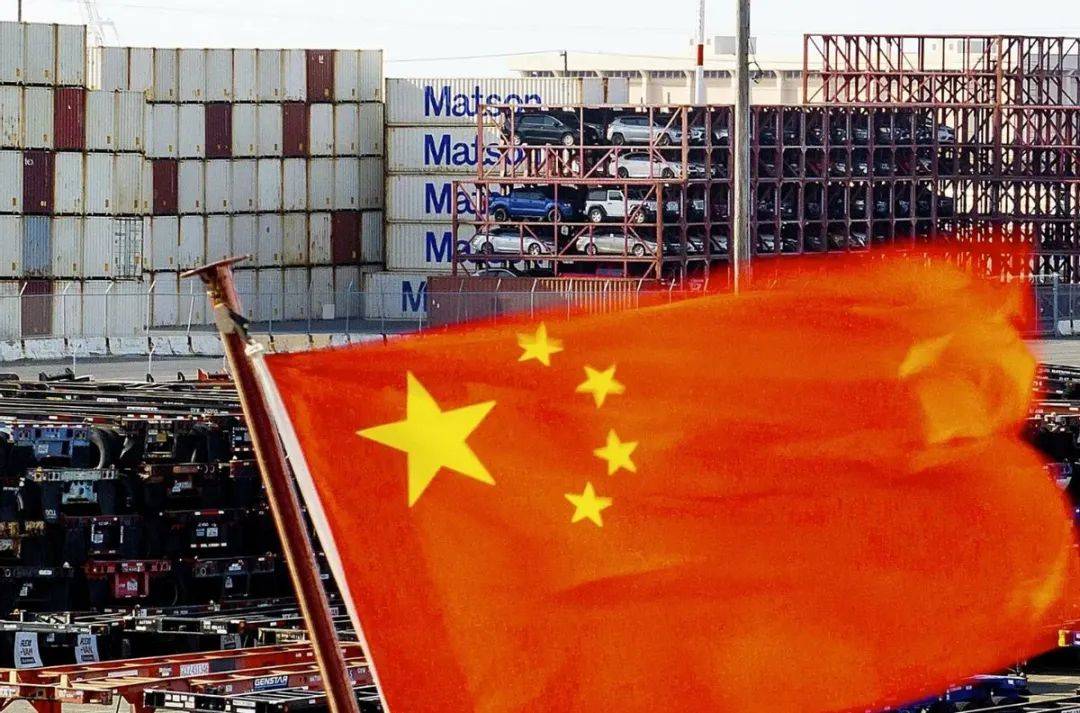 皇冠信用网平台
_特朗普态度骤变玄机！不再加关税皇冠信用网平台
，中国精准反击奏效，如何揭开美方经济崩溃背后的真相？