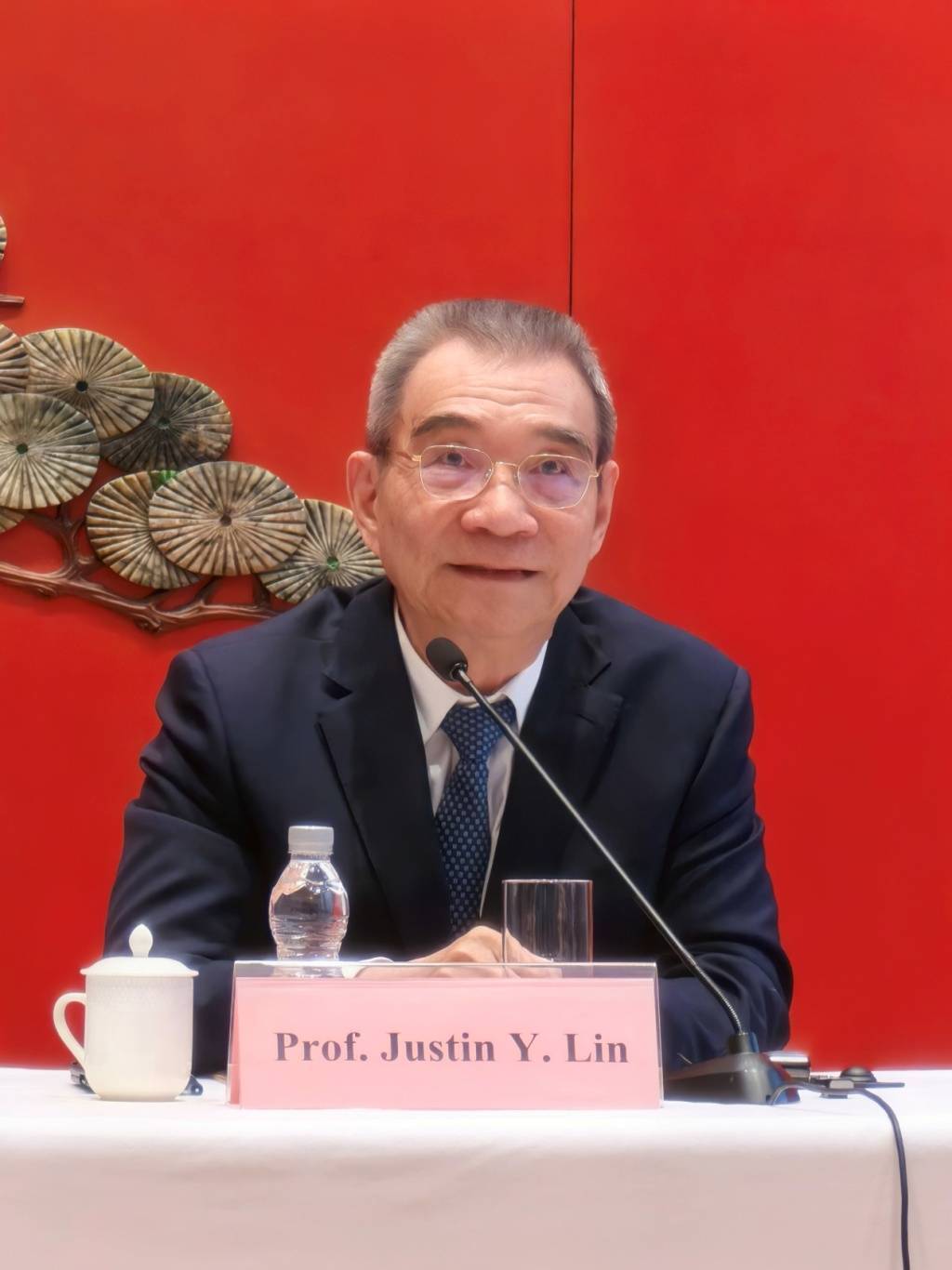 皇冠信用盘正网
_林毅夫：中美经济确有脱钩风险皇冠信用盘正网
，但“完全脱钩”可能性不大
