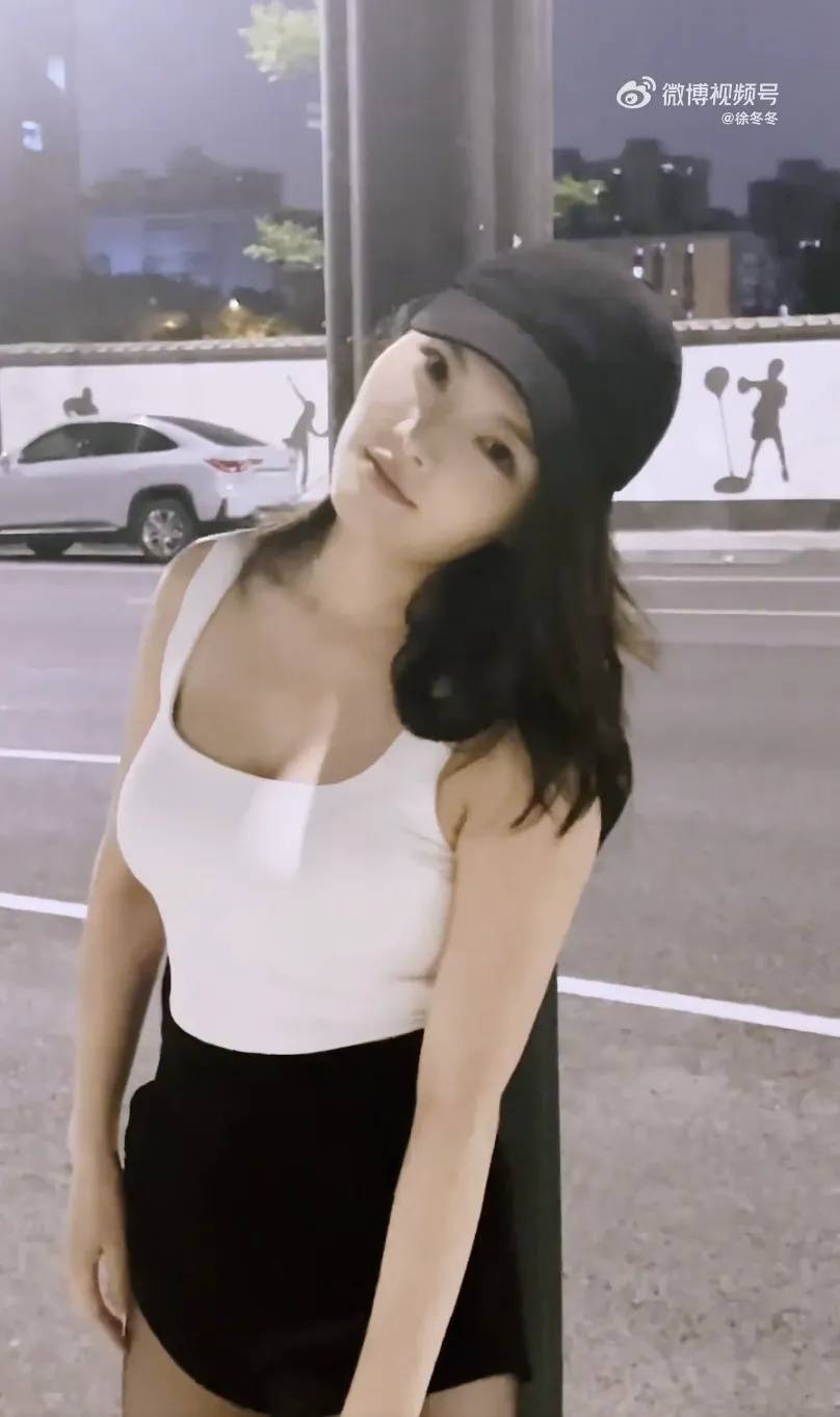 皇冠信用盘会员开户
_“椰树女神”徐冬冬晒真实肚子皇冠信用盘会员开户
，展示健康美：不超130斤就舒适！