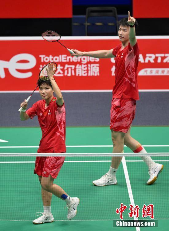 皇冠信用盘平台
_2025苏迪曼杯：中国队3:0击败马来西亚队晋级四强