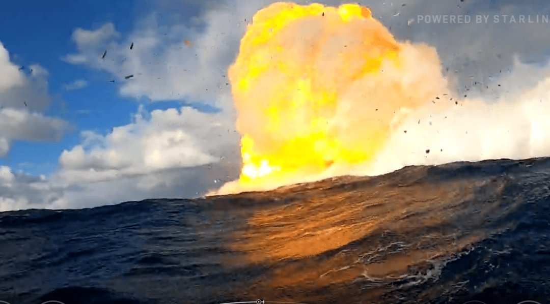 迈阿密国际vs芝加哥火焰_这次没有空中爆炸!1个小时飞越半个地球迈阿密国际vs芝加哥火焰,马斯克星舰终于成功了,现场欢呼声、鼓掌声响成一片