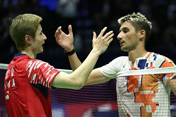 皇冠信用網会员注册网址_羽毛球世锦赛|石宇奇翁泓阳反客为主连胜“中法对决”皇冠信用網会员注册网址,国羽男单确保四强名额