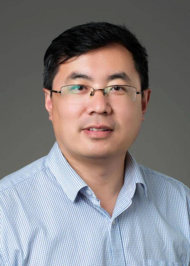 奥斯堡vs拜仁慕尼黑_江南大学新任命两名党委常委、副校长