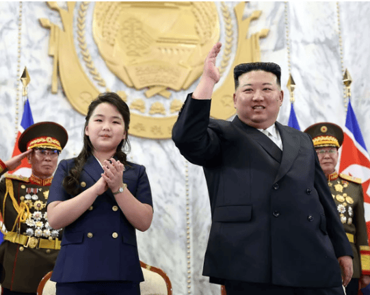 禾特vs诺霍斯_金正恩女儿首登国际舞台禾特vs诺霍斯,引爆接班传闻!英国首相被架空,工党内斗成全武行…