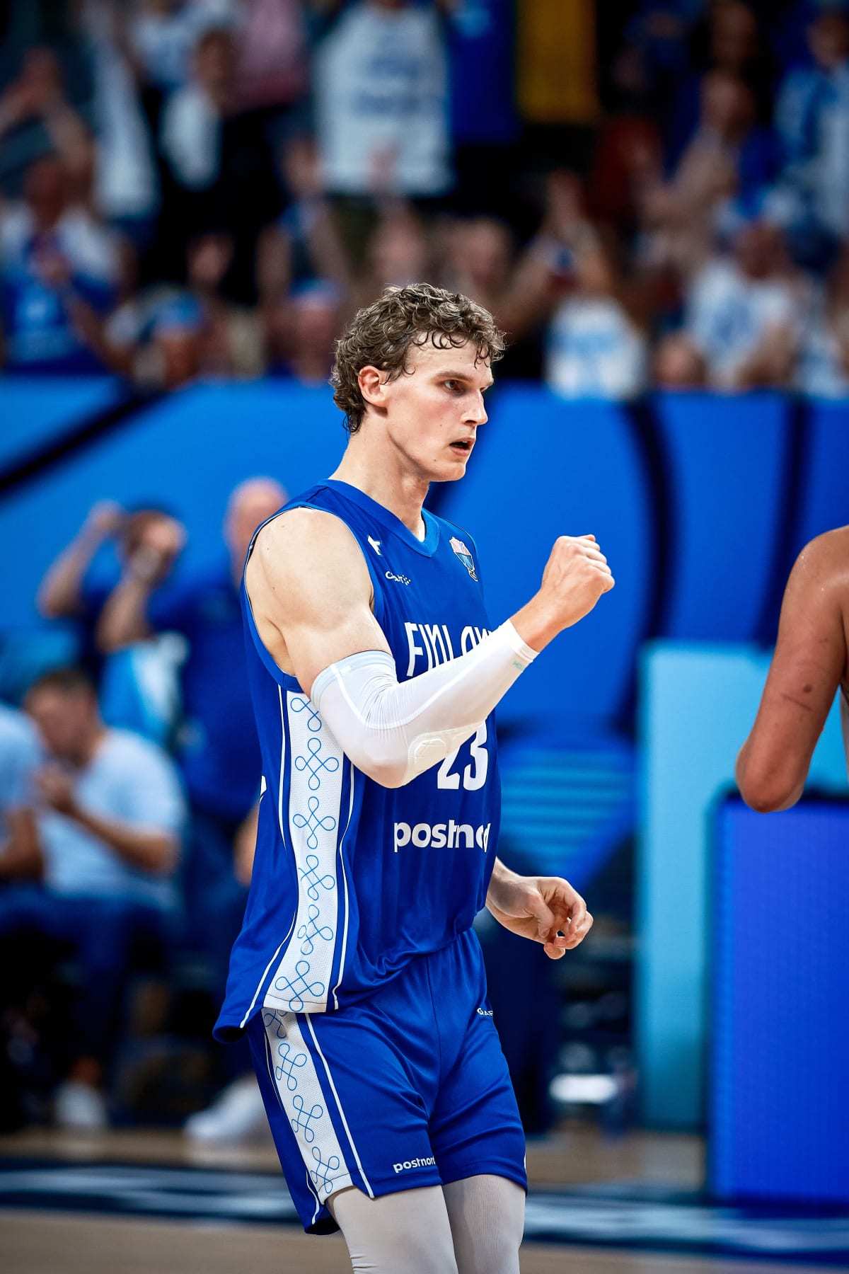 希腊vs波斯尼亚和黑塞哥维那_芬兰爆冷淘汰塞尔维亚希腊vs波斯尼亚和黑塞哥维那!约基奇33+8马尔卡宁29+8