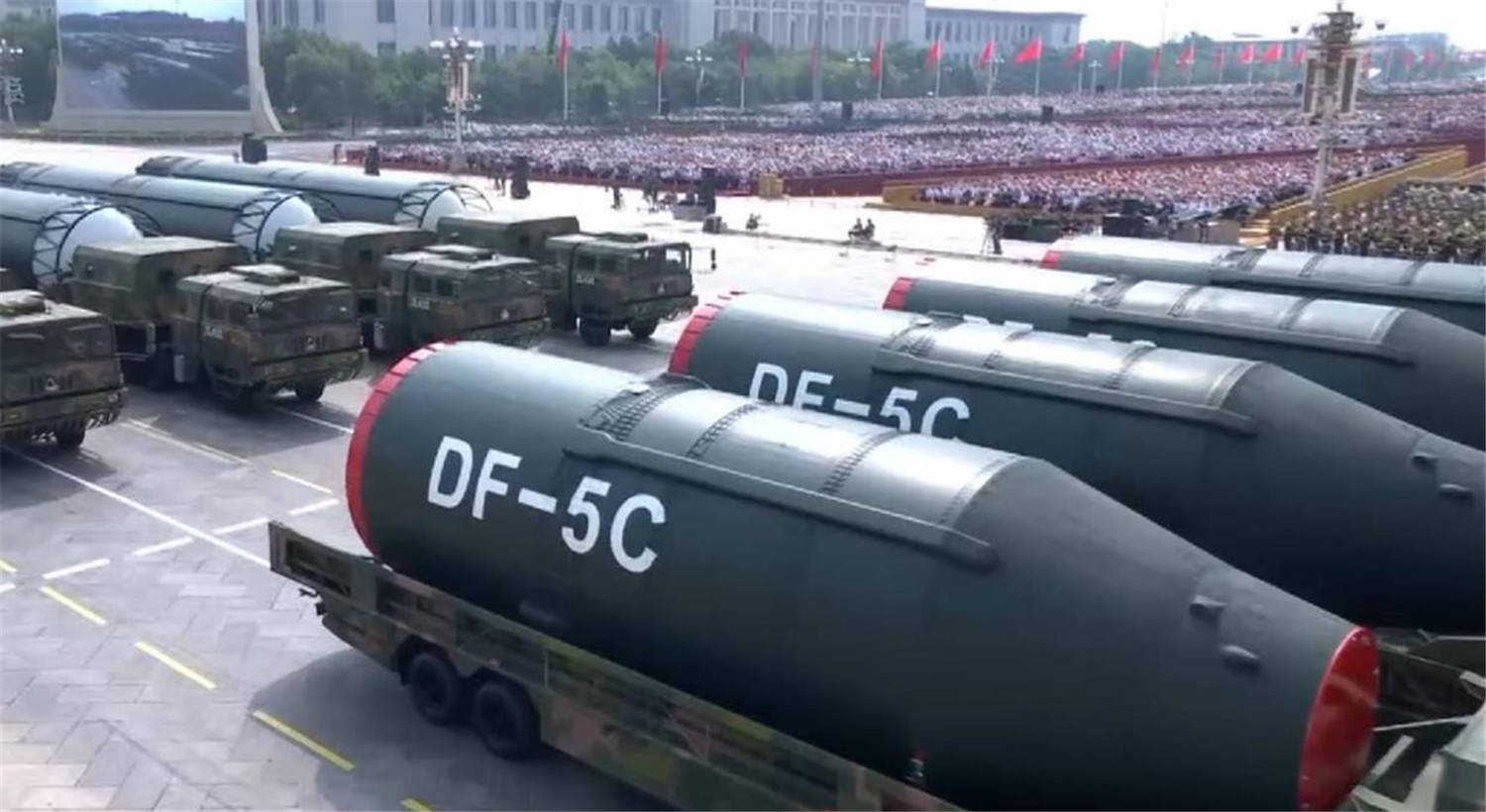 皇冠信用网代理_第1个说阅兵坏话的国家出现皇冠信用网代理,果然是它,解放军被逼出动,不惯着