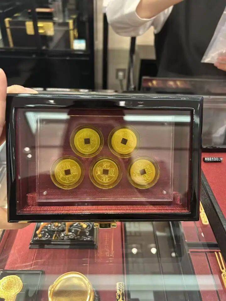 皇冠信用網会员_最高1克涨了525元皇冠信用網会员!又一黄金珠宝品牌宣布全线涨价