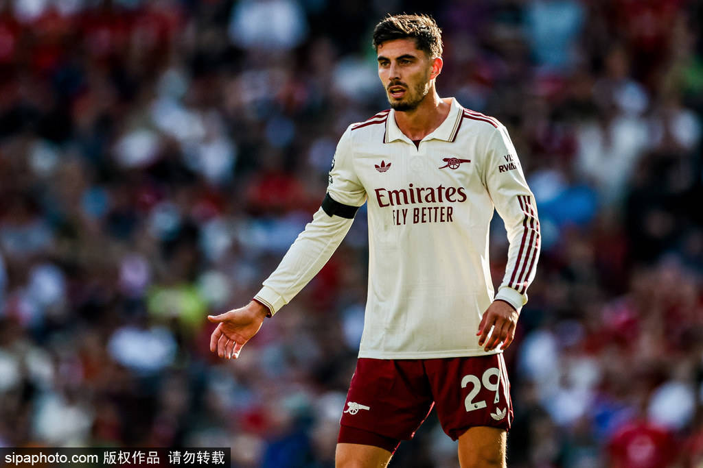 皇冠信用網登1_恩瓦内里转会风波:多特与蓝军的高额报价为何被阿森纳拒绝皇冠信用網登1?