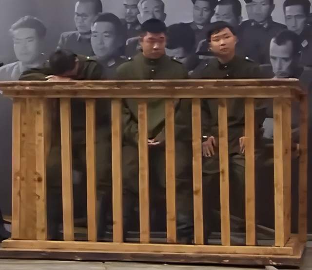 皇冠信用网会员开户申请_离谱皇冠信用网会员开户申请!俄罗斯把日本雇佣兵俘虏关笼子里游街示众?和中国有关系?