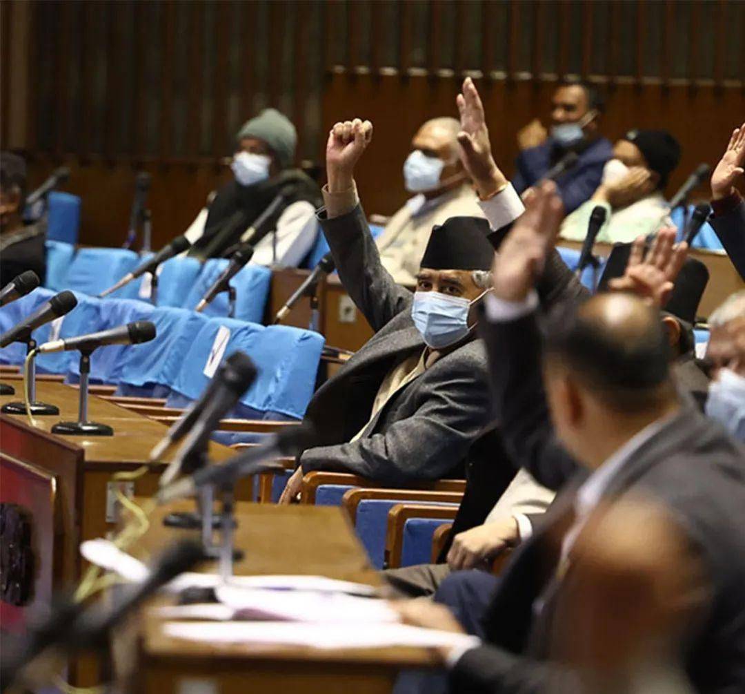 皇冠信用網出租足球_尼泊尔上演的动乱更像“颜色革命”皇冠信用網出租足球,由境外势力策划试图更迭政权