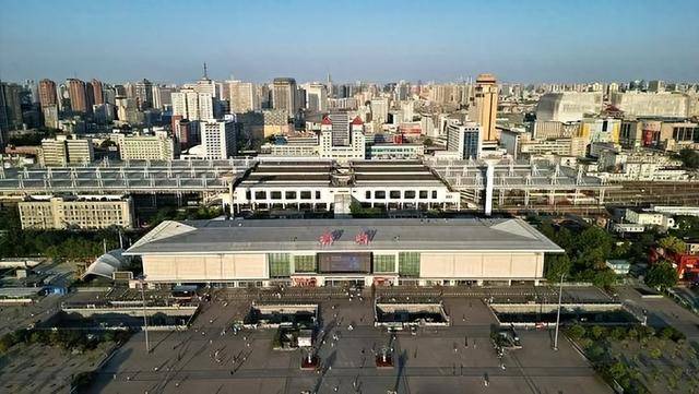 皇冠信用網需要押金吗_大学生被错抓 检察官7次实验证清白