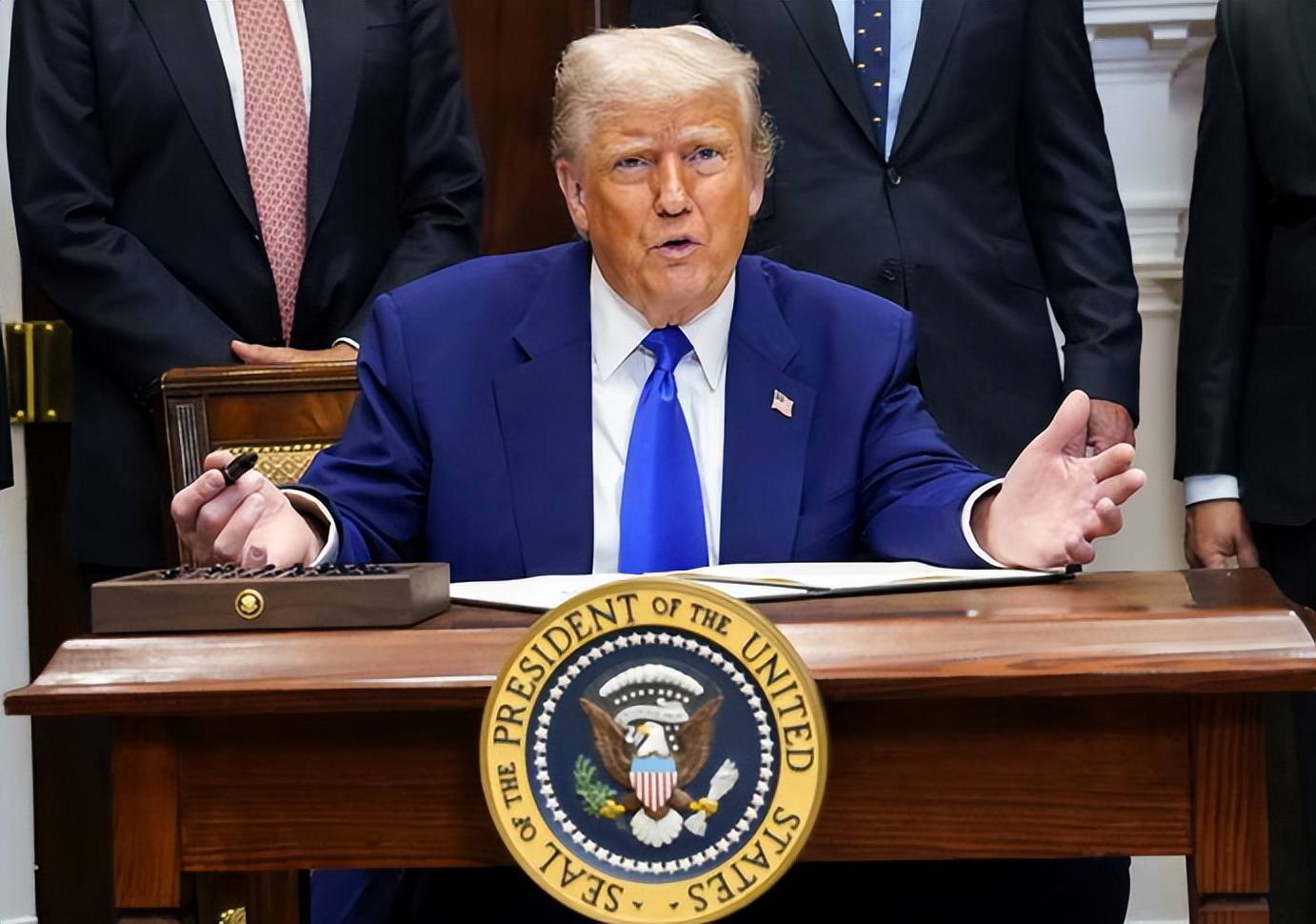 皇冠信用盘结算日_董军发统一强音皇冠信用盘结算日,不到24小时,美媒放出消息,特朗普叫停对台军援