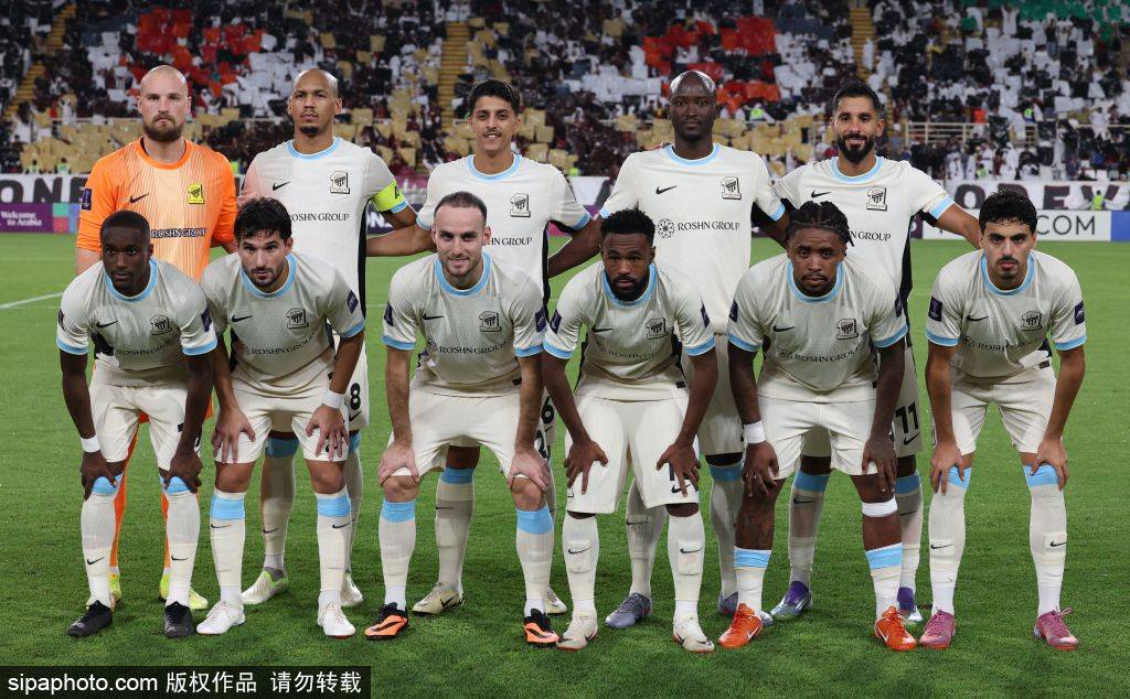 足球大小_三镇惨败河南队足球大小!阿奇姆彭与卢永涛双响引发战术大讨论