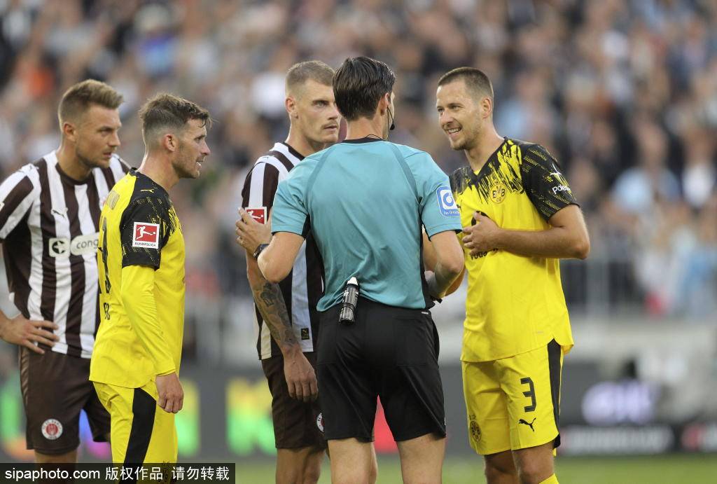 皇冠信用网登2代理_德温特:阿莱格里依然是原来的他皇冠信用网登2代理,米兰之战期待胜利