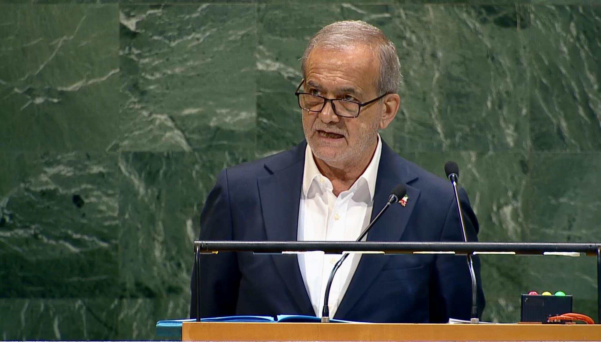 皇冠信用开号_早安!世界丨泽连斯基:乌克兰决定开放武器出口;美国正式公告:征收欧盟汽车15%关税