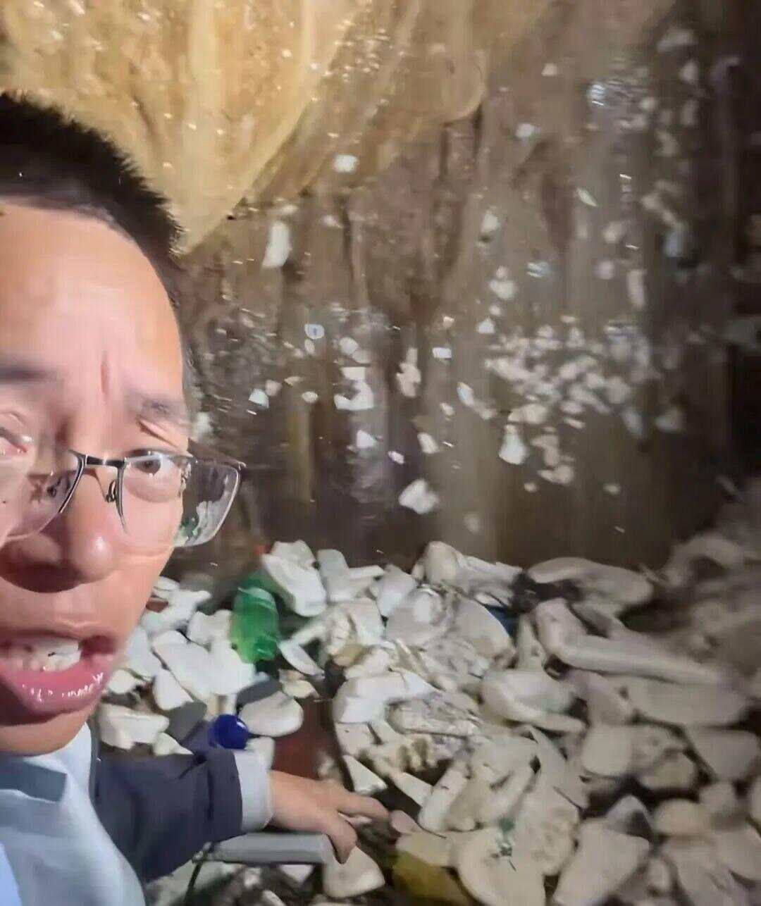 威尔士超级联赛_网友曝光溶洞垃圾成山、粪便满地威尔士超级联赛,“至少十层楼高”!官方通报