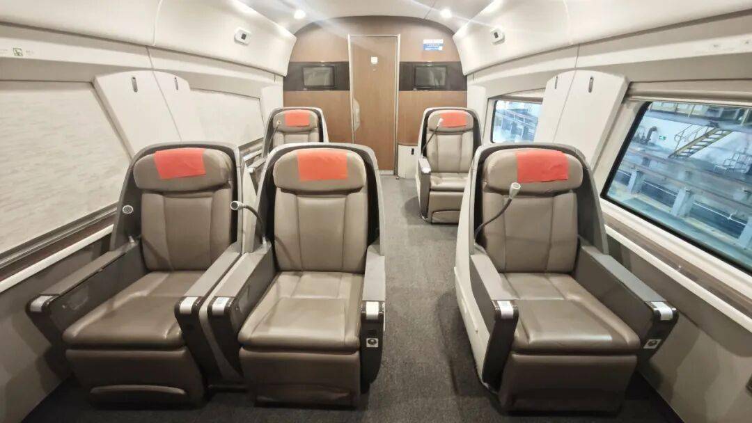 白俄罗斯超级联赛_这趟北京西往返深圳北的列车全是单间白俄罗斯超级联赛,国庆中秋假期加开!