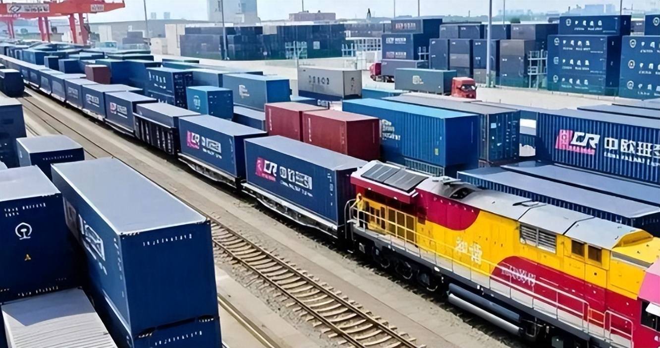 哈萨克斯坦超级联赛_波兰开始甩锅哈萨克斯坦超级联赛,放行中欧班列后,波兰再次出击,中国迎接挑战