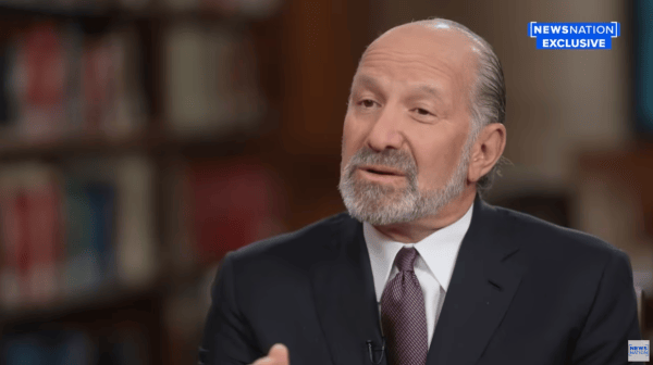 皇冠信用网_美国商务部长放话:希望美台两地芯片生产“五五分”