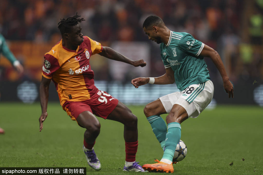 皇冠信用網代理流程_欧冠-奥斯梅恩点杀 利物浦两主力伤退0-1加拉塔萨雷各赛事2连败