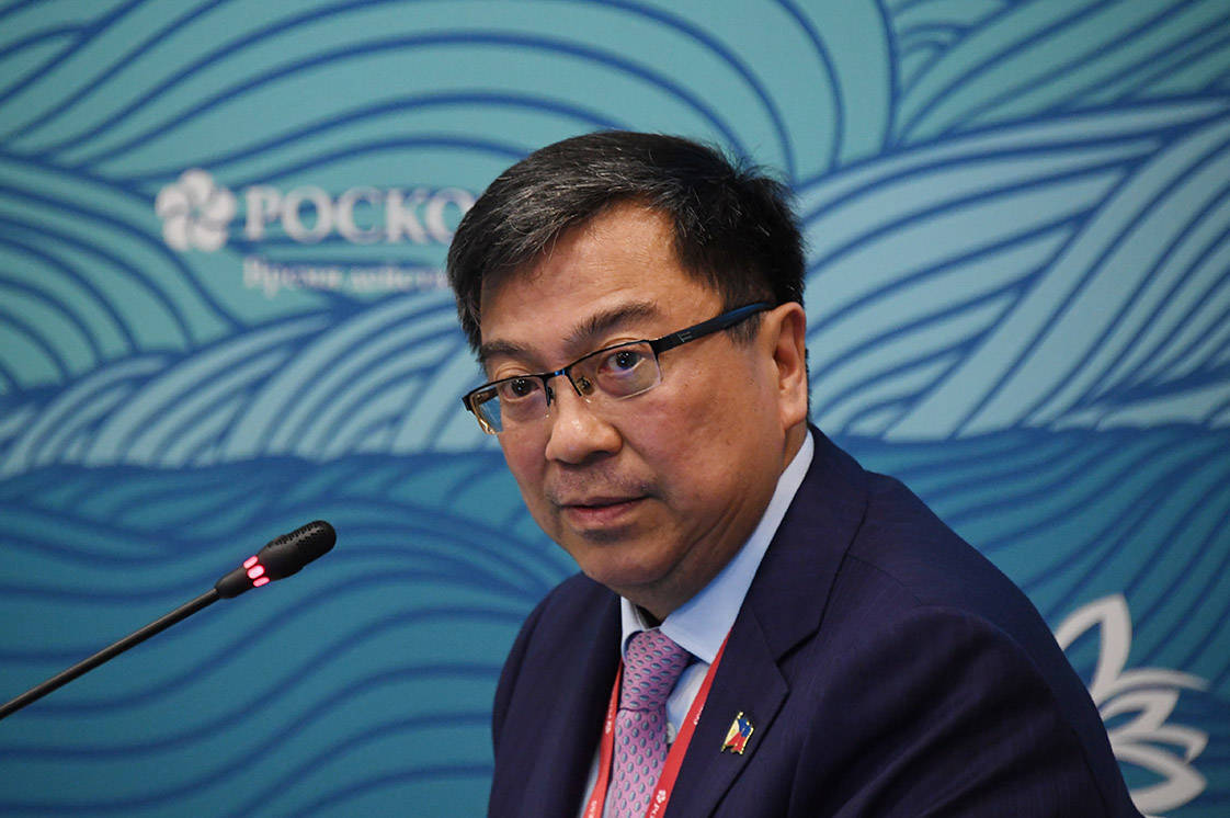 皇冠皇冠足球平台_菲律宾邀请普京访问皇冠皇冠足球平台,“已有4位菲总统访俄,俄方尚未回访”