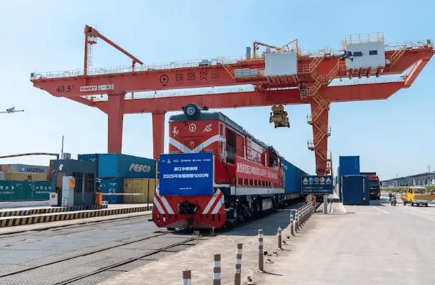 皇冠信用网如何申请_波兰放行中欧班列前皇冠信用网如何申请,哈萨克斯坦喊话中国:可以绕开俄罗斯干件大事