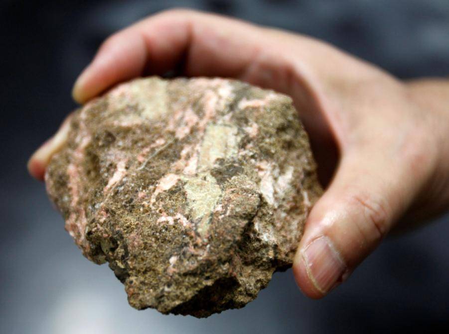 皇冠信用網額度_行程有变皇冠信用網額度,特朗普不去APEC峰会?中方一纸禁令生效,美国作茧自缚