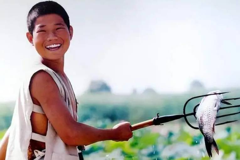 皇冠信用网代理
_“嘎子”谢孟伟被执行超1400万;此前因穿警服带货被行拘7日皇冠信用网代理
,释放后暂停直播带货