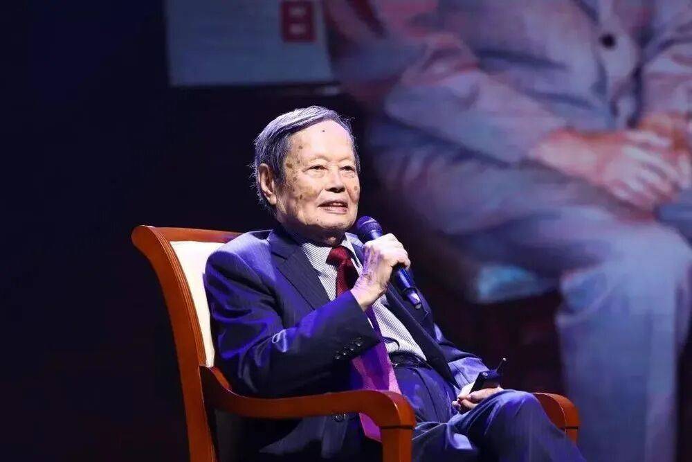 皇冠信用网口出租
_“大先生”千古皇冠信用网口出租
,杨振宁的一生