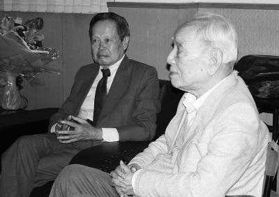 如何申请到皇冠信用
_独家|友人追忆杨振宁:如何申请到皇冠信用
他没能二度获诺奖是一个遗憾