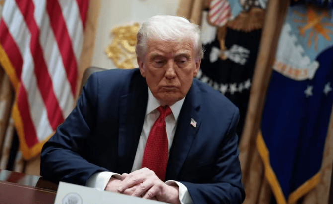 世界杯信用盘登0
_特朗普主动公布访华行程世界杯信用盘登0
,并送上一份厚礼!中方的回应,只有9个字,瞬间轰动全球舆论