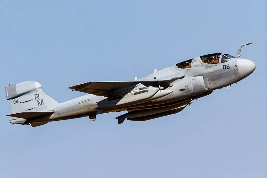 世界杯信用网开户
_近日曝光!中国用一辆吉普车虚拟10万吨航母世界杯信用网开户
,南海戏耍美军侦察机