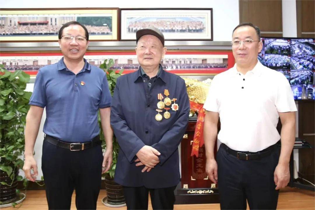 世界杯信用网代理
_一代传奇苏商谢幕:镇江放牛娃做出370亿元市值公司;儿子早已接班世界杯信用网代理
,闯入特斯拉核心供应链