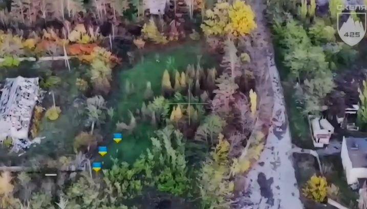 皇冠信用盘在线申请
_俄军中计了?六支乌军特种兵小队突然杀出皇冠信用盘在线申请
,在红军城中心升旗示威