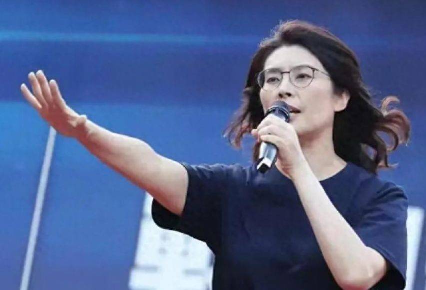 如何申请皇冠信用盘
_解放军进台海如何申请皇冠信用盘
,不到24小时,马英九开始追责,郑丽文摊牌两岸关系!赖清德已经退无可退