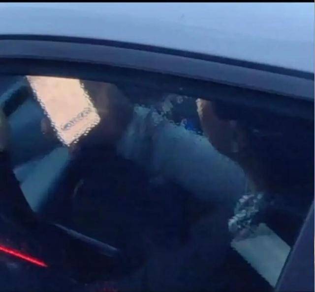 皇冠信用网需要押金吗
_北京交警:群众通过“随手拍”举报的分心驾驶等违法行为皇冠信用网需要押金吗
,已查处