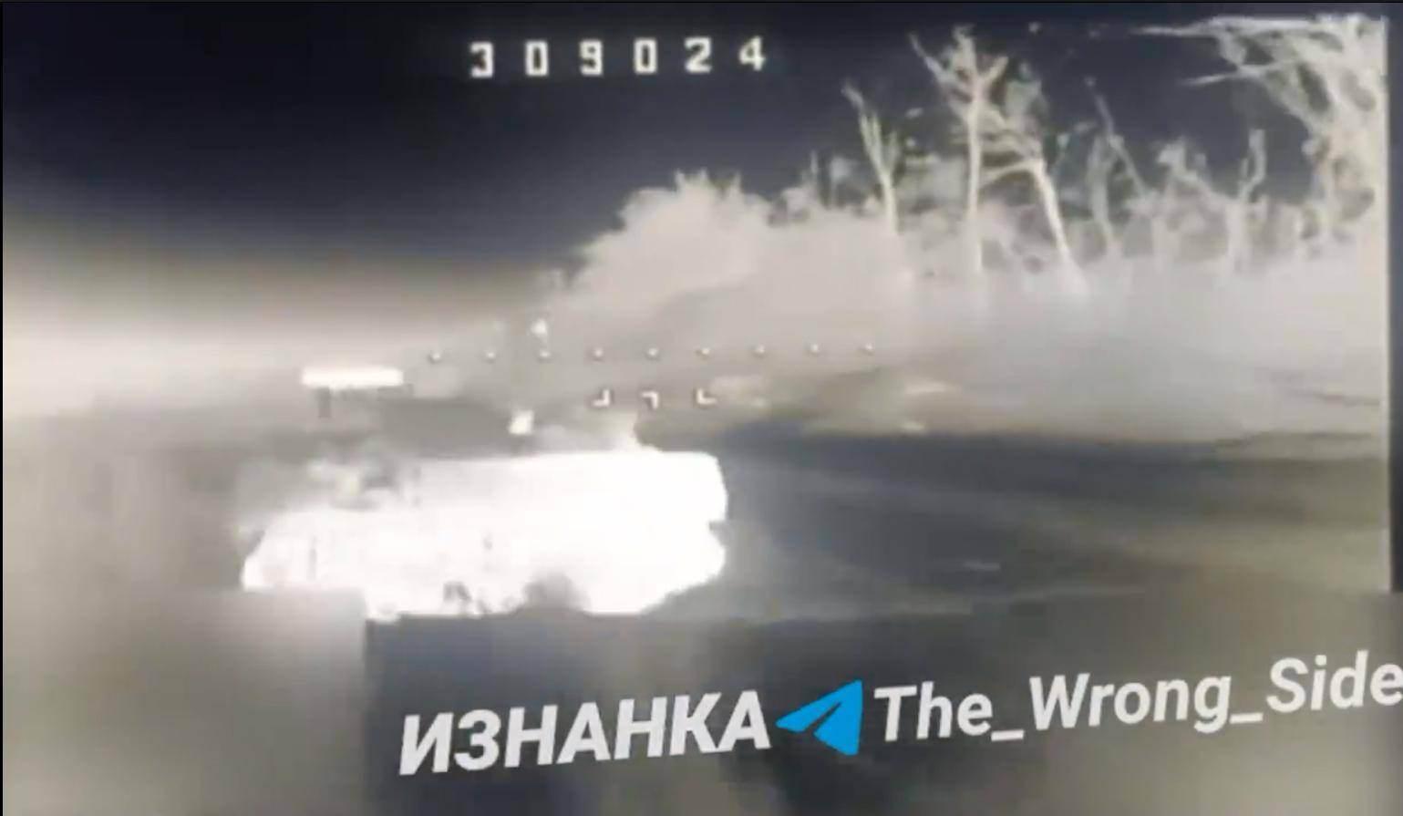 皇冠足球平台代理
_俄军这次大意了皇冠足球平台代理
,包饺子失败:机器人突入红军城,乌军一夜全跑了