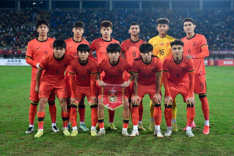 皇冠信用盘怎么申请
_熊猫杯|U22国足末轮战 乌兹别克斯坦排兵布阵有讲究